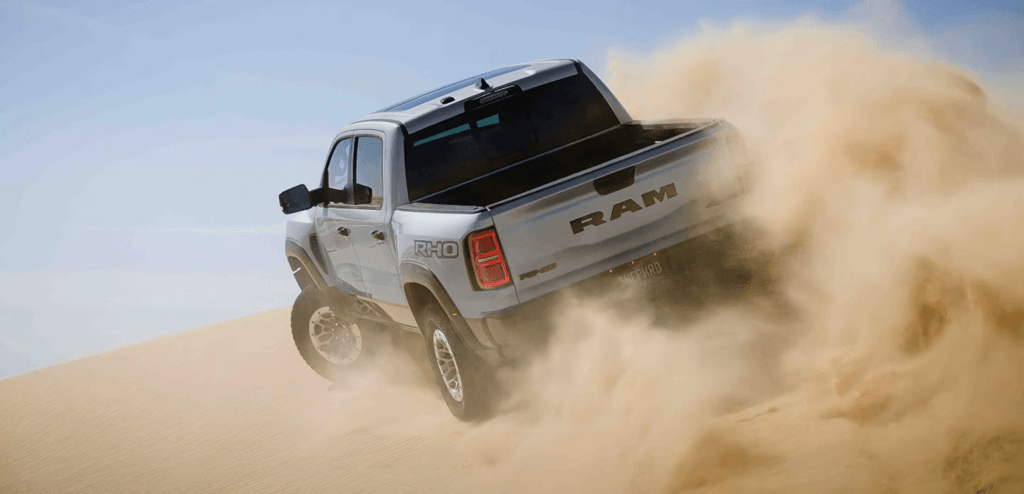 my26-ram-rho-copy-standardhorsepower-featurepanel-desktop.jpg.image.28 1